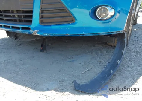 2014 Ford Focus Se from USA, damaged, VIN 1FADP3F20EL240877